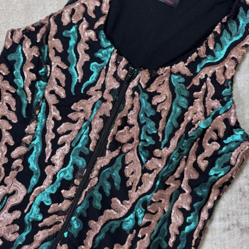 Long Vest Waves