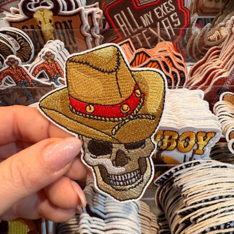 skullGoldenHat skullGoldenHat
